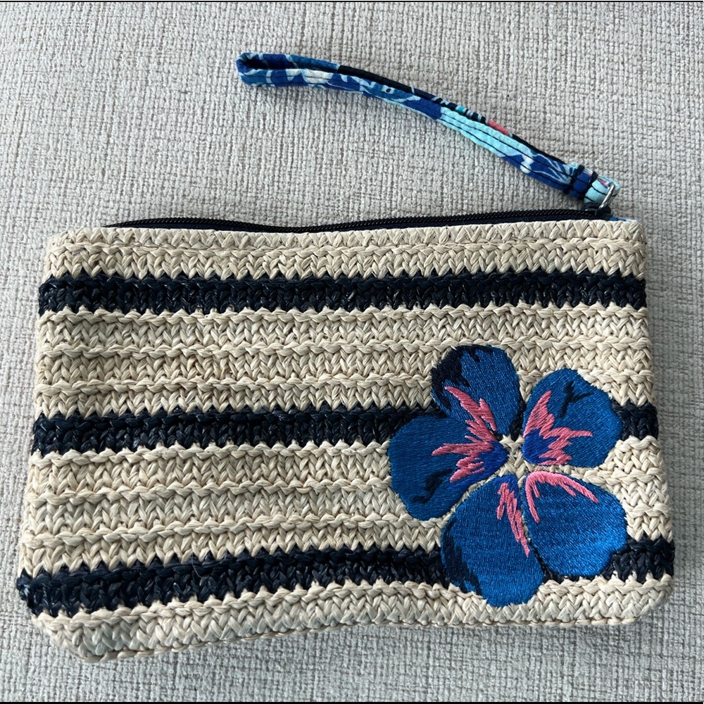 Vera Bradley small accessory bag